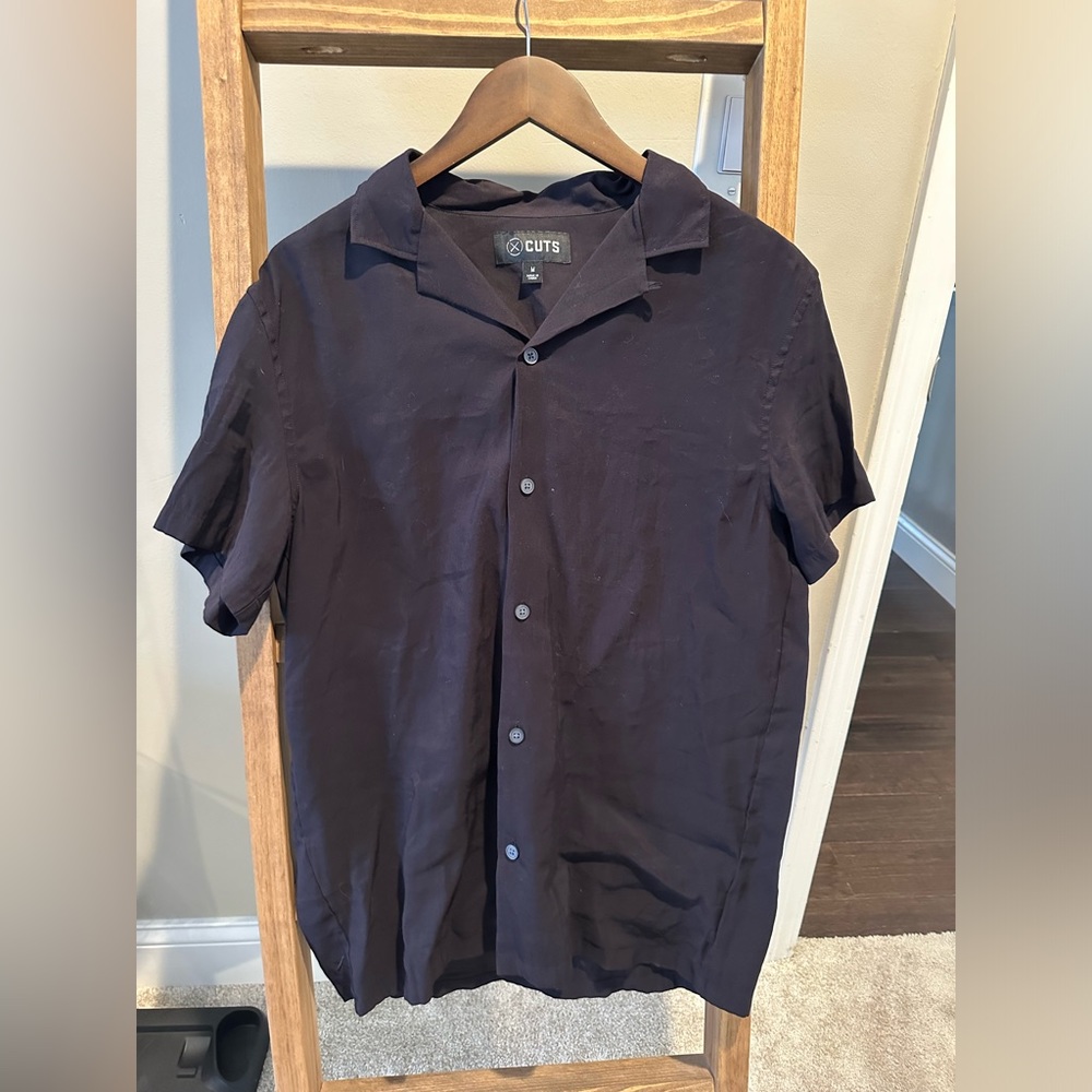 Cuts chile camp collar premium button down